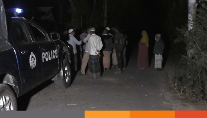 ঝিনাইদহে স্যান্ডেল হারানোকে কেন্দ্র করে সংঘর্ষে আহত ১০ জন