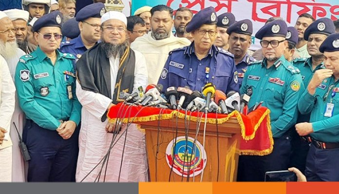 টোলের নামে চাঁদাবাজি, দুর্ভোগে চালক-যাত্রী