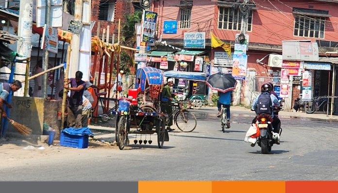 তাপমাত্রা ৪০ ছুঁই ছুঁই, ২৭ রোজায় তীব্র গরমে কষ্টে চুয়াডাঙ্গার মানুষ