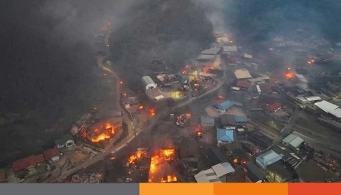 দক্ষিণ কোরিয়ায় ভয়াবহ দাবানলে মৃতের সংখ্যা বেড়ে ১৮