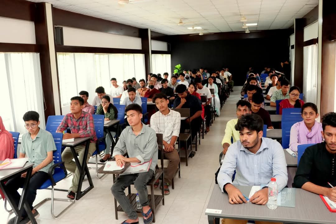 WhatsApp Image 2025-04-25 at 7.44.07 PM