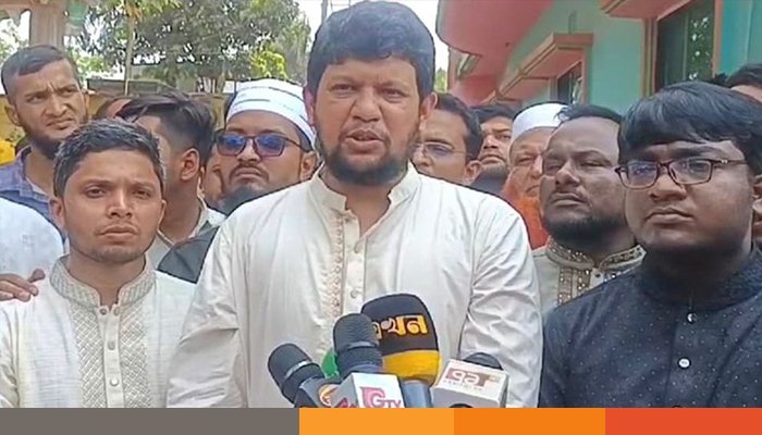 যদি দেশকে অস্থিতিশীল করার চেষ্টা হয়, সরকার হার্ডলাইনে যাবে: মাহফুজ আলম