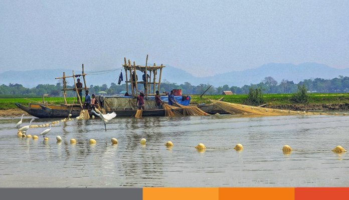 নিষেধাজ্ঞা কাগজ-কলমে, নেই সাগরে জাল ফেলা