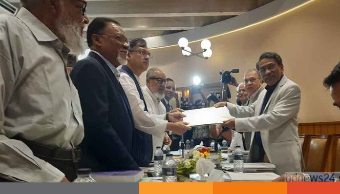 ঐকমত্য কমিশনের সঙ্গে বৈঠকে বিএনপি ঐকমত্য কমিশনের সঙ্গে বৈঠকে বিএনপি