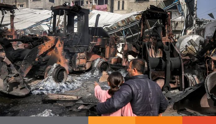 গাজায় ইসরায়েলি হামলায় ৩২ ফিলিস্তিনি নিহত গাজায় ইসরায়েলি হামলায় ৩২ ফিলিস্তিনি নিহত