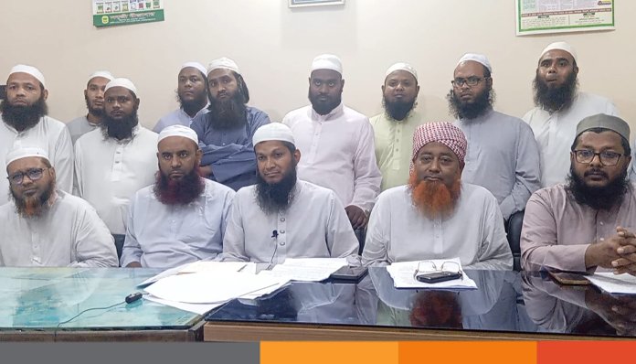 জয়পুরহাটে বাহাসের চ্যালেঞ্জকে কেন্দ্র করে সংবাদ সম্মেলন