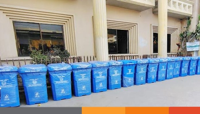 ভোলার লালমোহনে শহর পরিচ্ছন্নে অস্থায়ী ৭০টি ডাস্টবিন স্থাপন ভোলার লালমোহনে শহর পরিচ্ছন্নে অস্থায়ী ৭০টি ডাস্টবিন স্থাপন