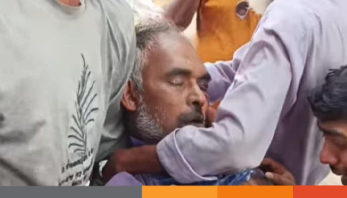 মাঠে ধান কাটার সময় বজ্রপাতে কৃষকের মৃত্যু