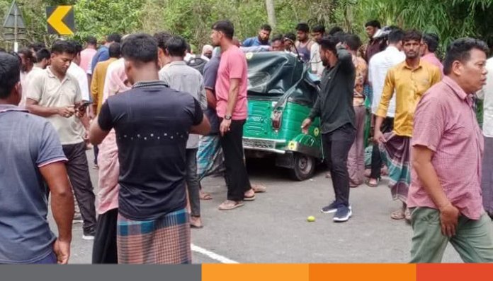রাঙামাটি-চট্টগ্রাম মহাসড়কেসিএনজি-পিকআপ সংঘর্ষে নিহত ৫