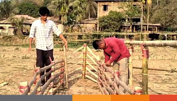 রিলংপোয়েঃ ঘিরে পাহাড়ে সাজসজ্জা