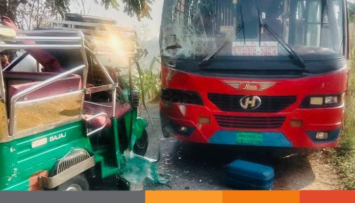 সাজেকে সড়ক দুর্ঘটনায় পর্যটকসহ আহত ৭