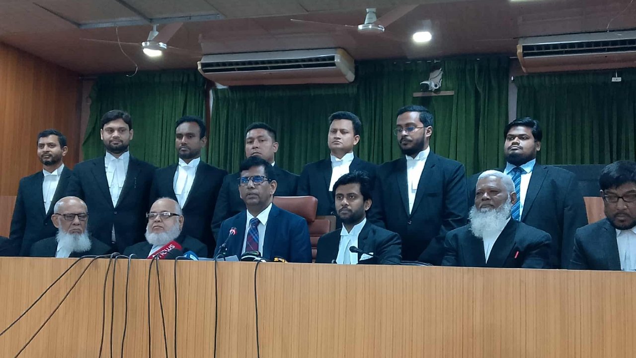 শেখ হাসিনার বিরুদ্ধে মানবতাবিরোধী পাঁচ অভিযোগ