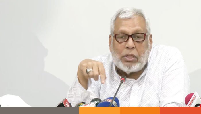 ঈদে মহাসড়কে ৬ দিন ট্রাক-কাভার্ড ভ্যান চলাচল বন্ধ: উপদেষ্টা