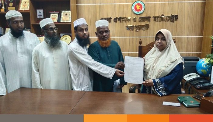 বেতন না পেলেও পাঠদান বন্ধ নেই জয়পুরহাটের মাদ্রাসাগুলোতে