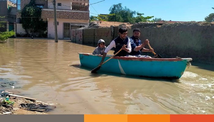পাকিস্তানে ঝড়-বন্যা-ভূমিধসে নিহত ১০ পাকিস্তানে ঝড়-বন্যা-ভূমিধসে নিহত ১০