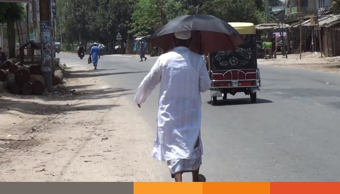 তীব্র তাপদাহে পুড়ছে চুয়াডাঙ্গা, তাপমাত্রা ৪১.৮ ডিগ্রি