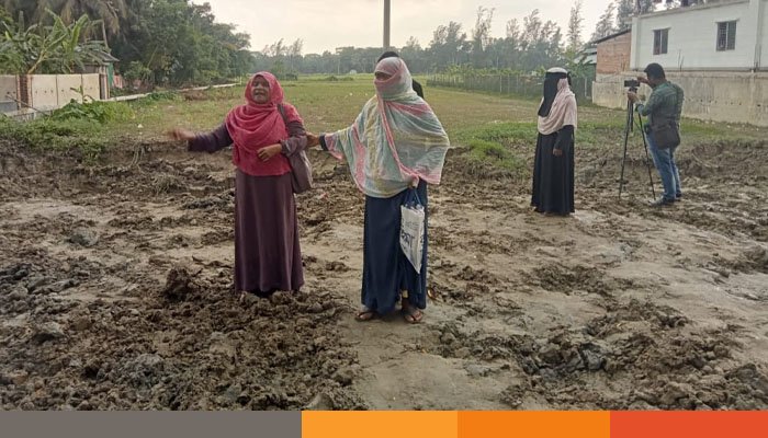 নোয়াখালীতে বিএনপির ট্যাগ লাগিয়ে আওয়ামী লীগ নেত্রীর জমি দখল