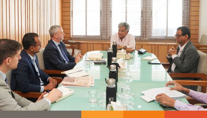 ‘শ্রমিকদের স্বাস্থ্য ও সামাজিক নিরাপত্তা নিশ্চিতে সরকার কাজ করছে’