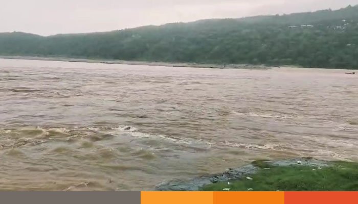 জাফলংয়ে জিরো পয়েন্টসহ আশপাশের এলাকা প্লাবিত