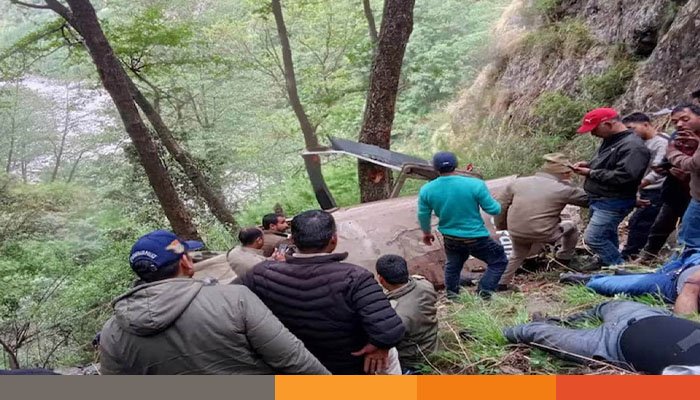 ভারতে হেলিকপ্টার বিধ্বস্ত, নিহত ৪