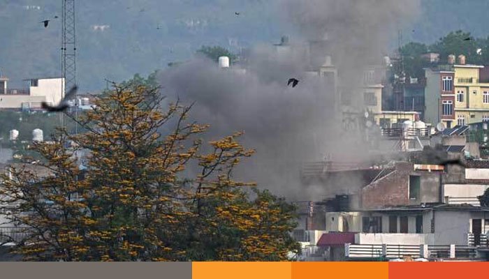 ভারতের ১৫ শহরে ক্ষেপণাস্ত্র হামলা পাকিস্তানের, দাবি দিল্লির ভারতের ১৫ শহরে ক্ষেপণাস্ত্র হামলা পাকিস্তানের, দাবি দিল্লির