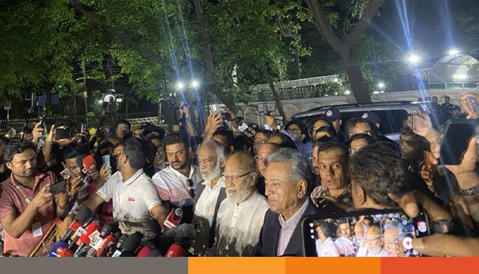 বিতর্কিতদের বাদ দিয়ে উপদেষ্টা পরিষদ পুনর্গঠনের দাবি বিএনপির