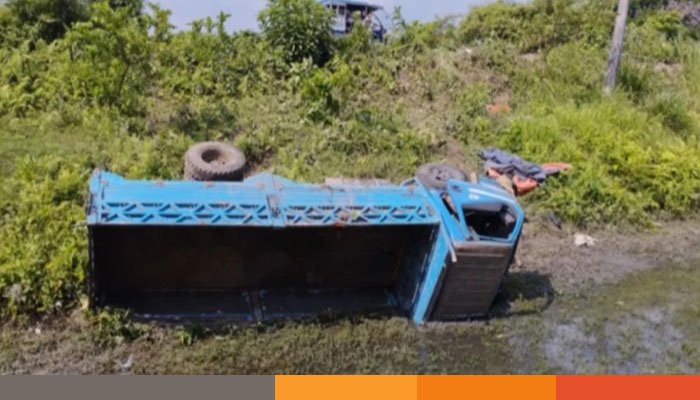 চাঁদপুরে সড়ক দুর্ঘটনায় নিহত ১, আহত ৮