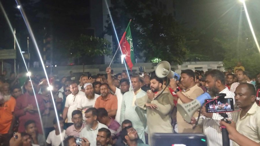 -4de06cfed37f48357acf698173404a41