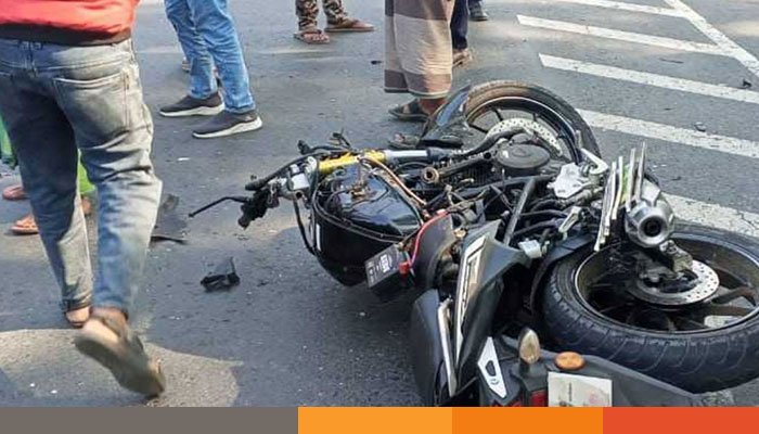 রংপুরে বাসচাপায় একই পরিবারের ৩ জন নিহত