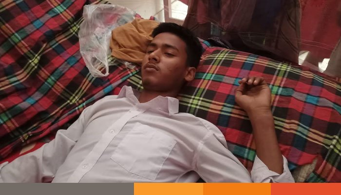 ১৫ দিনেও বিচার মেলেনি মারধরের শিকার ছাত্রের