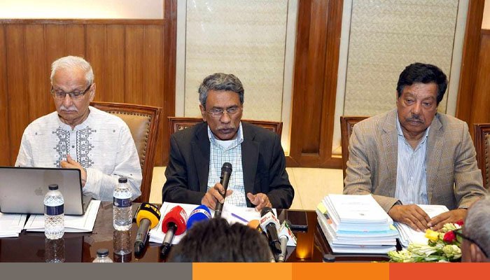 ফ্যাসিস্টদের পালিয়ে যাওয়া গণতন্ত্রের প্রাথমিক বিজয়: আলী রীয়াজ