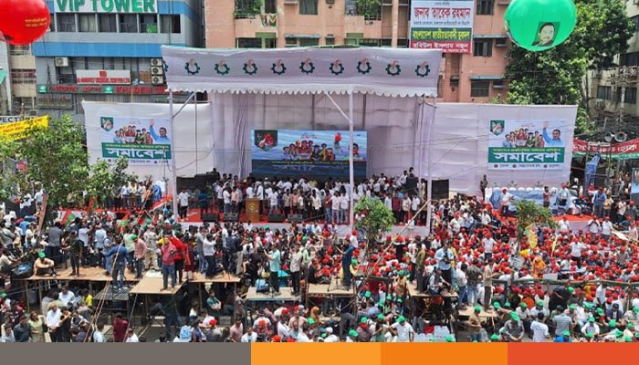 বিএনপির তারুণ্যের সমাবেশে নেতাকর্মীদের ঢল