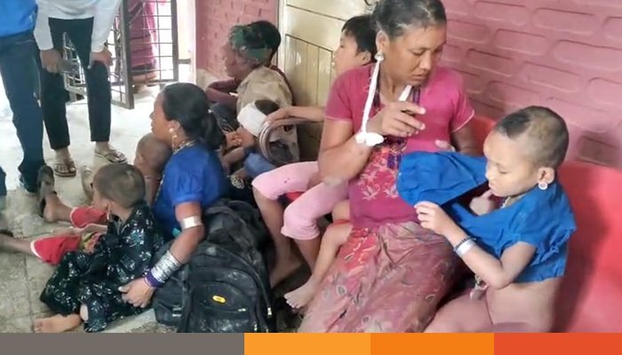 বান্দরবানে জীপগাড়ি খাদে পড়ে যুবক নিহত, শিশুসহ আহত অন্তত ৩৫ জন