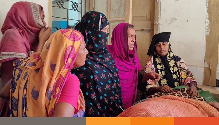 চুয়াডাঙ্গায় ধান শুকাতে গিয়ে ছাদ থেকে পড়ে প্রাণ গেল গৃহবধূর