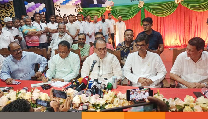 আমরা কুকুর থেকে বাঘের মুখে পড়েছি: মির্জা আব্বাস আমরা কুকুর থেকে বাঘের মুখে পড়েছি: মির্জা আব্বাস