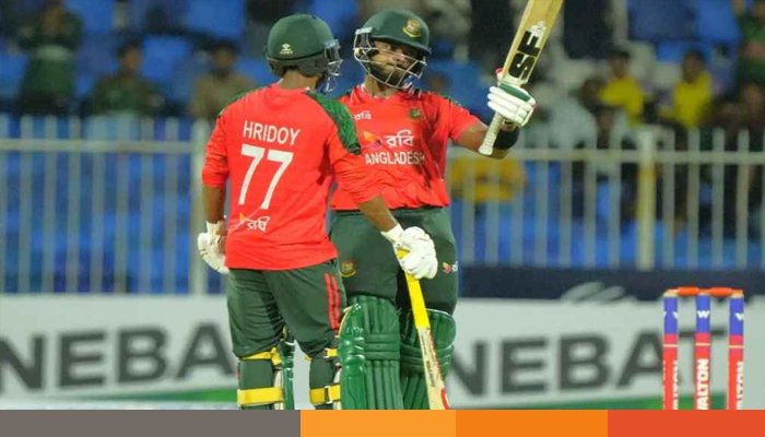 বাংলাদেশের দুর্দান্ত ব্যাটিং, আমিরাতকে ২০৬ রানের বিশাল লক্ষ্য