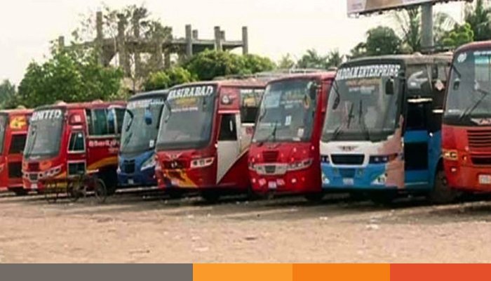 ঈদযাত্রা: বাসের আগাম টিকেটের ক্রেতা নেই, মাথায় হাত ব্যবসায়ীদের