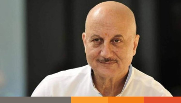 ভারত-পাকিস্তান উত্তেজনার মধ্যেই দেশ ছাড়ছেন অনুপম