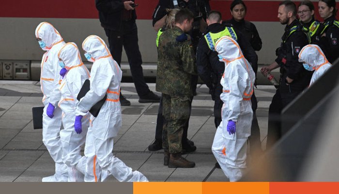 জার্মানিতে ছুরি চালিয়ে ১৮ জনকে আহত