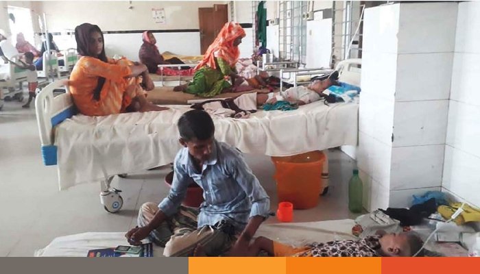 স্বাস্থ্য কর্মকর্তাদের অনিয়ম ও অনুপস্থিতিতে ভোগান্তিতে রোগীরা