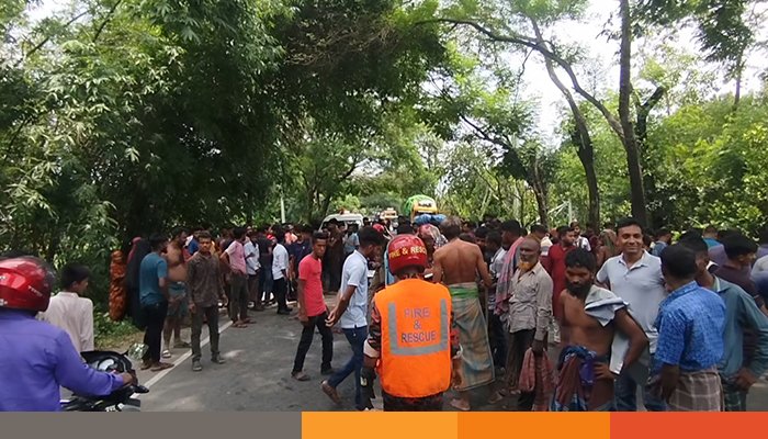 শৈলকুপায় ট্রাক চাপায় স্কুলছাত্র নিহত