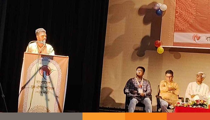 যুবকদের মাঝে আলোকবার্তা ছড়ালেন চাঁদপুরের অমরেশ দত্ত জয়