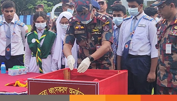 লালমনিরহাটে বিজিবির আয়োজনে প্রায় ৩ কোটি টাকার মাদকদ্রব্য ধ্বংস