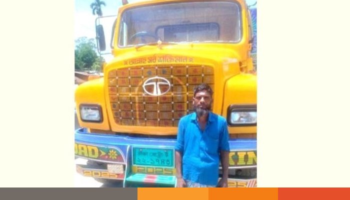 নেত্রকোনার দুর্গাপুরে সেনা অভিযানে কয়লা আটক