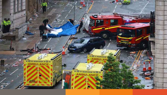 লিভারপুলের বিজয় মিছিলে গাড়িচাপায় আহত অর্ধশত