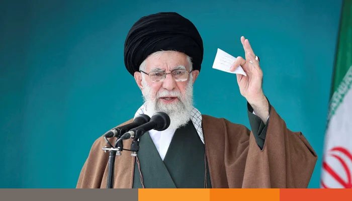 খামেনিকে হত্যার হুমকি, অন্যদিকে পেজেশকিয়ানের জাতিকে দৃঢ় থাকার ডাক