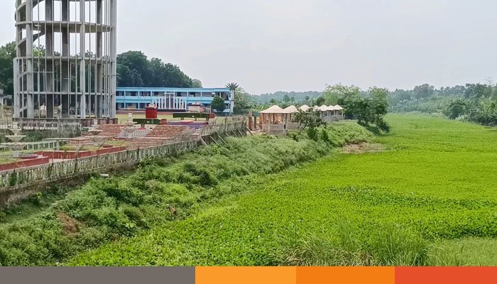 কালীগঞ্জে অর্ধশত বিঘা নদী দখল করে রেখেছে আওয়ামী লীগ নেতা ও তার পরিবার, প্রশাসন নীরব দর্শক