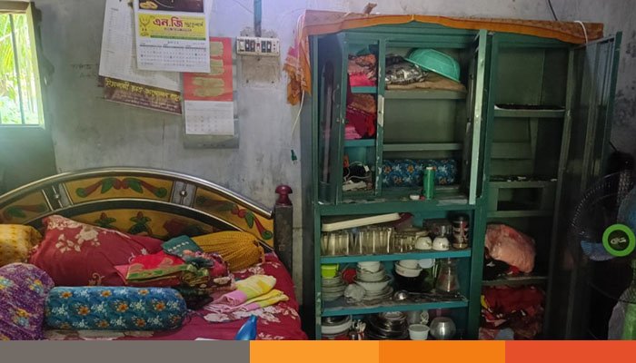 কালীগঞ্জে দিনের বেলায় বাসা বাড়ীতে চুরি