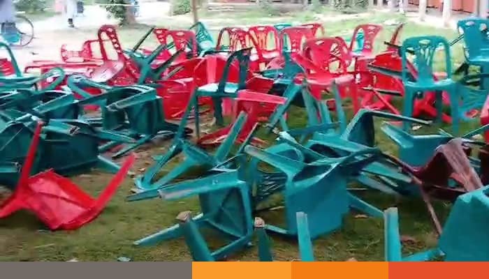 গাজীপুরে বিএনপির একাংশের সভায় অপর গাজীপুরে বিএনপির একাংশের সভায় অপর পক্ষের হামলা ১২ সাংবাদিক ও গোয়েন্দা সংস্থার সদস্য আহত