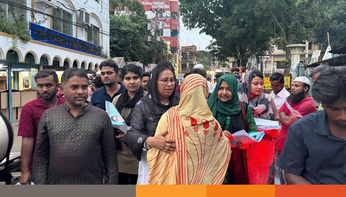 নরসিংদীর মাধবদীতে এনসিপির গণসংযোগ”